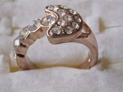 STUNNING GOLD FILLED DESIGNERS RING WHITH BEAUTIFUL SIM DIAMONDS ADDED SIZE 17,18 & 19