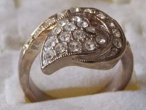 STUNNING GOLD FILLED DESIGNERS RING WHITH BEAUTIFUL SIM DIAMONDS ADDED SIZE 17,19