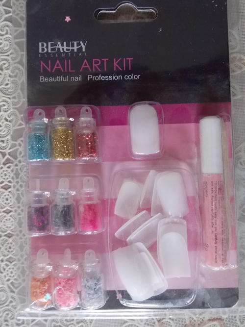 3 UP FOR GRABBS!!!!COLOURFUL NAIL ART KIT  (9 COLOURS )