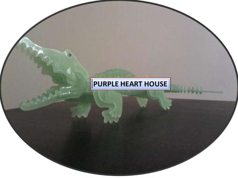 3 UPP FOR GRABBS!!! 94 PIECES BUILDING BLOCKS GLOW IN THE DARK CROCIDILIAN(INTELLEGENCE TOYS)