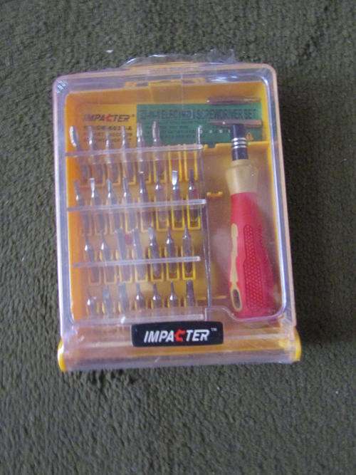 32-IN-ELECTRON SCREWDRIVER SET