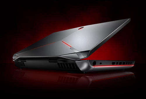 Alienware 17 : Core i7-4700MQ, 750GB HDD + 64GB SSD, 16GB RAM, 4GB Nvidia GTX780M