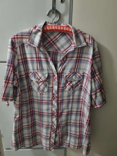 Ladies casual check top/shirt