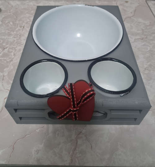 Brand new Cute gift - Hand crafted Enamel and wood Snack holder/server