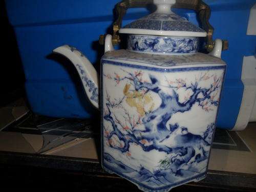 Beautiful Oriental Tea Pot