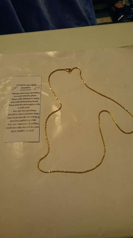 9ct GOLD CHAIN