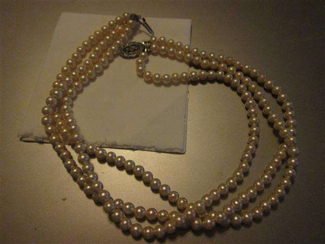 LOVELY 3 STRING PEARL NECKLACE SIMULATED ? QUITE HEAVY