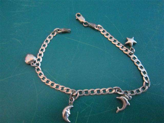 9kt charm bracelet