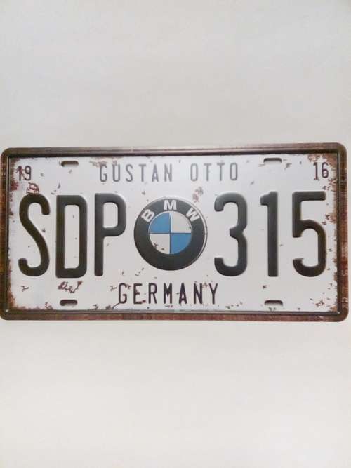 AWESOME COLLECTORS VINTAGE STYLE METAL BMW LICENSE PLATE SIGN....NICE