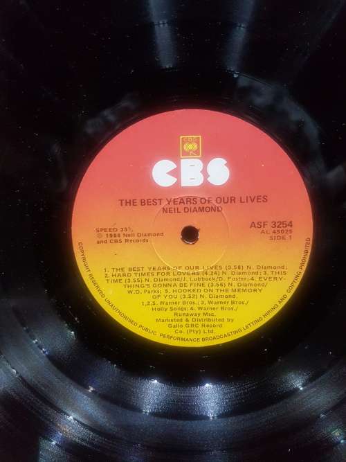 NIEL DIAMOND LP..THE BEST YEARS OF OUR LIVES