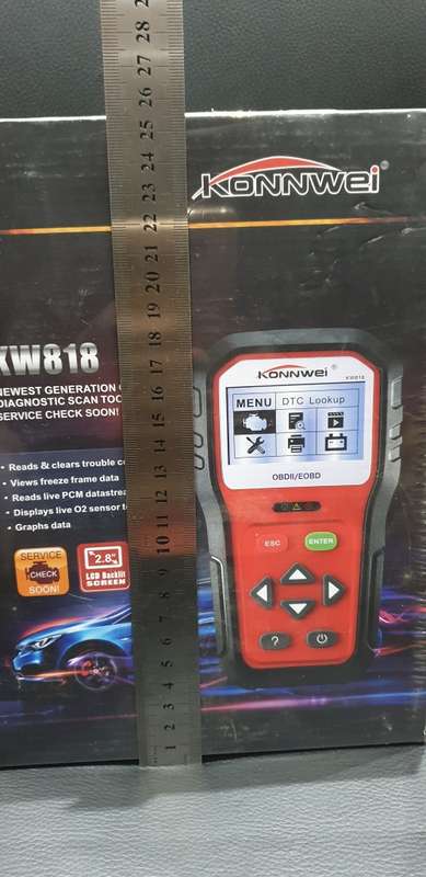 BRAND NEW KONNWEI KW818 NEWEST GENERATION  OBD II DIAGNOSTICS SCAN TOOL