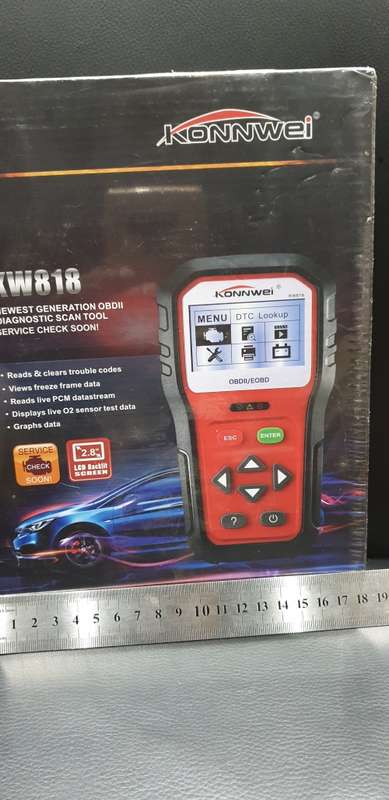 BRAND NEW KONNWEI KW818 NEWEST GENERATION  OBD II DIAGNOSTICS SCAN TOOL