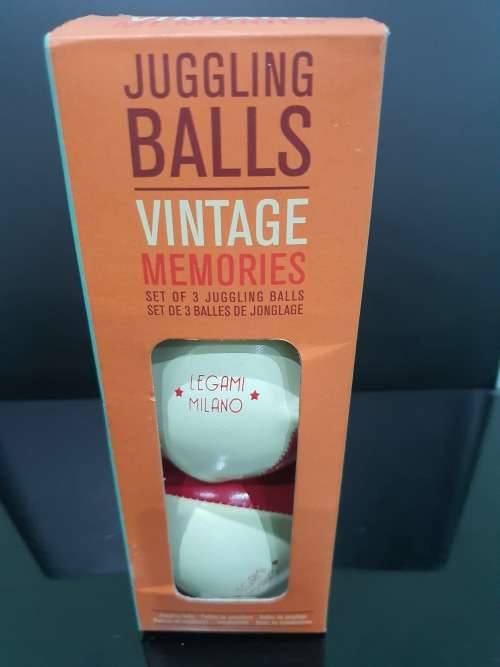 SET OF THREE VINTAGE LEGAMI MILANO JUGGLING BALLS