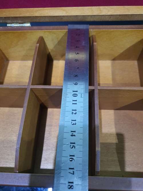 VINTAGE 8 COMPARTMENTS WOODEN STORAGE BOX...TWININGS OF ENGLAND