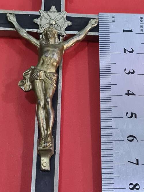 STUNNING METAL/BRASS CROSS (JESUS IS BRASS)