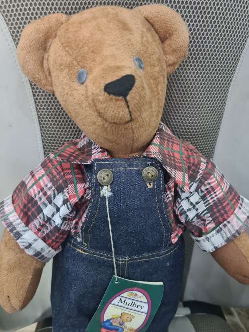 THE ORIGINAL GARDENING BEAR..MULBRY...(48CM TALL)