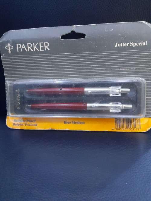 PARKER BALLPEN/PENCIL SET..BLUE MEDIUM IN SEALED PACKAGING