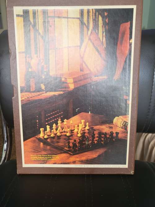 1970 STAUNTON DESIGN FRENCH WOODEN CHESS SET (COMPLETE SET) (COMES WITH MANUAL)