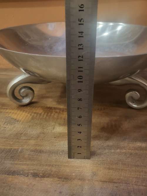 CAROL BOYES STYLE SALAD BOWL
