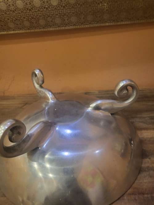 CAROL BOYES STYLE SALAD BOWL