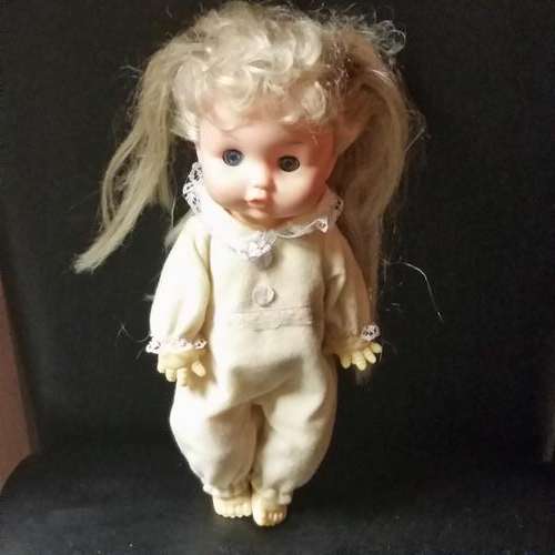 VINTAGE DOLL [C DESC]