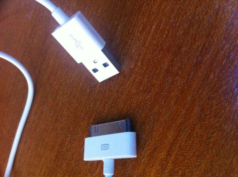 USB Charging & Data Sync Cable for iPhone 3/iPhone 4. Shipping Only R23.61!