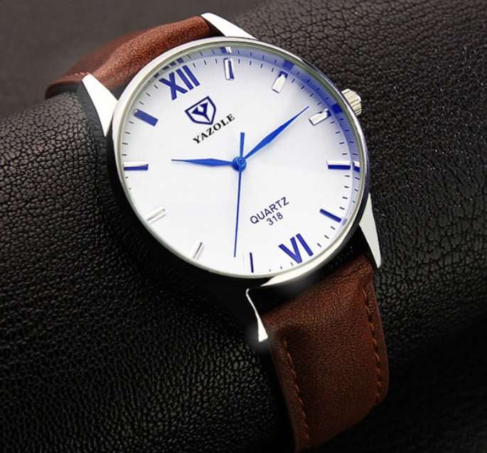 Yazole 318 Men's Quartz Fashion Watch. Daily Water-resistant. Blue-tinted
