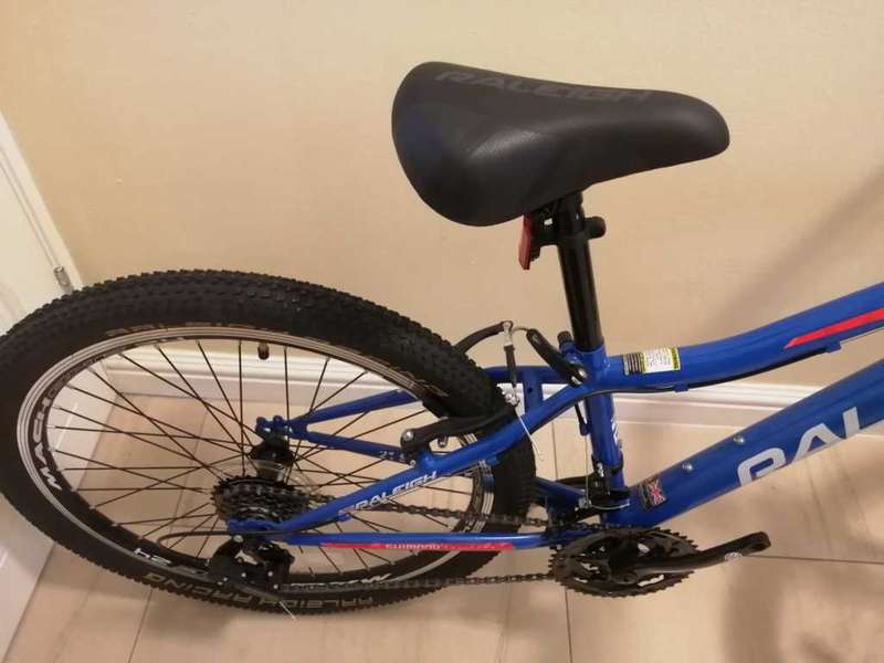 Raleigh Mountain Bike - Mirage 2.0