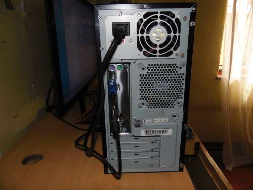 Desktop Computer - i3, 8 gb Ram, 1 TB Hard Drive