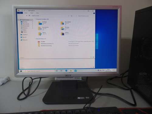 Desktop Computer - i3, 8 gb Ram, 1 TB Hard Drive