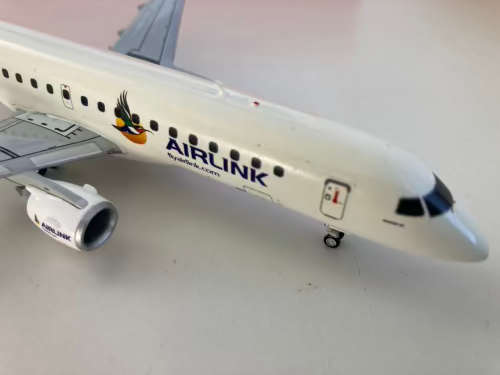Airlink Embraer ERJ-190 aircraft model 1:200 scale