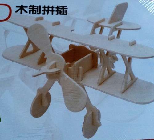 3D WOODEN DIY PLANE  - No tools required, great decorative item.