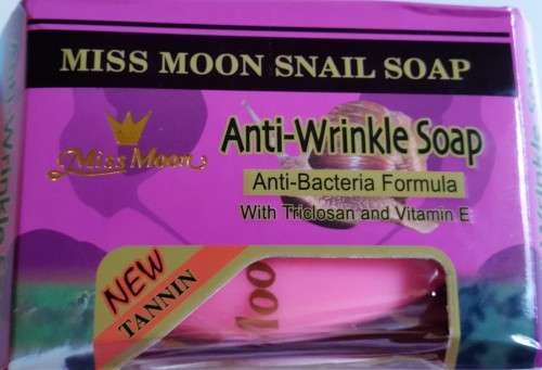 Anti-wrinkle SNAIL soap-Unique Soap that protects skin from aging & bacteria with Triclosan & Vit E
