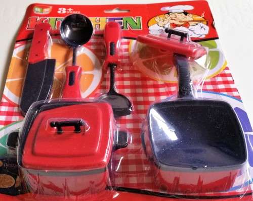 Little Chef - Kitchen Toy set !