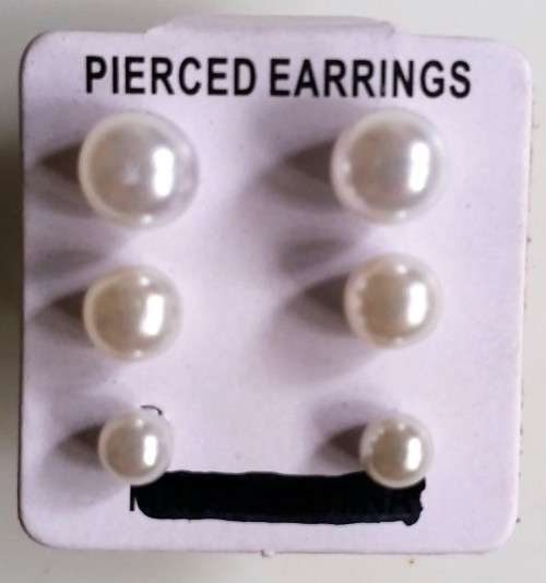 3 Pairs of Pearl Imitation Earings for one bid