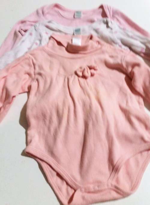 3 Baby Vests