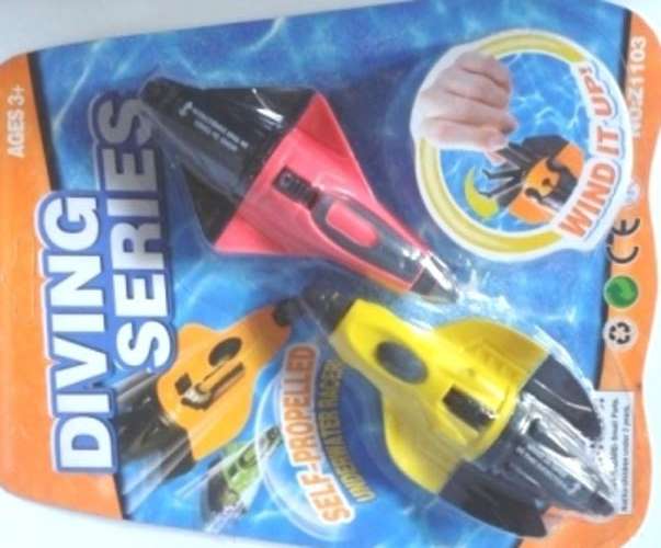 Diving Series - Selp Propelled Underwater Racer - Wind it up!! Hours of fun for the little one!!