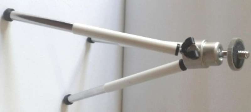 Digital Extendable Camera Tripod - Compact and Small !!
