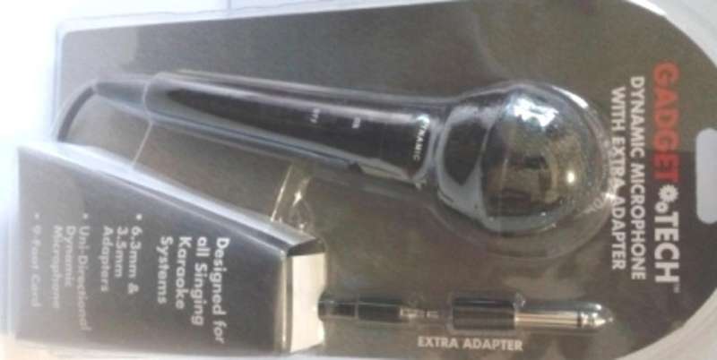Gadget Tech - Dynamic Microphone with Extra Adaptor - For All Karaoke Systems