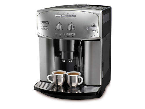 DeLonghi Magnifica ESAM 2200 Bean to Cup Espresso Machine