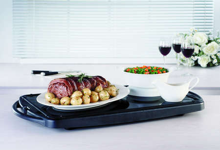Russell Hobbs Stylish Hot Tray