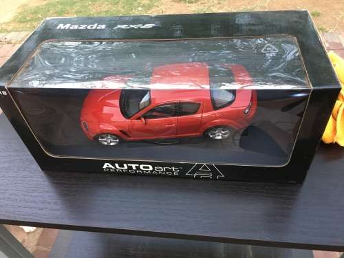 1:18 AUTOart Mazda RX-8