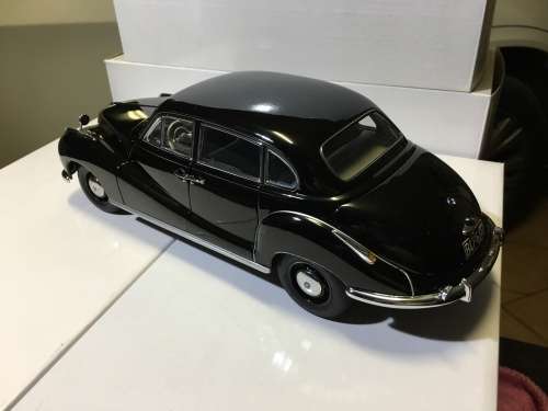 1:18 AUTOart BMW 501 6-cylinder