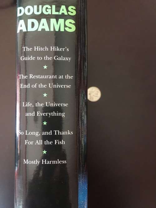 The Hitchhikers Guide to the Galaxy - Trilogy in 5 parts - Douglas Adams (hardcover)