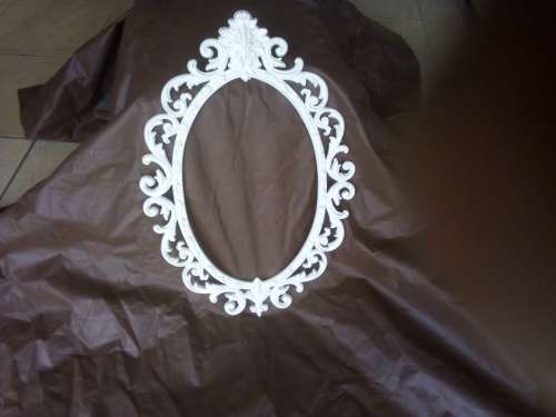 Stylish Frame White