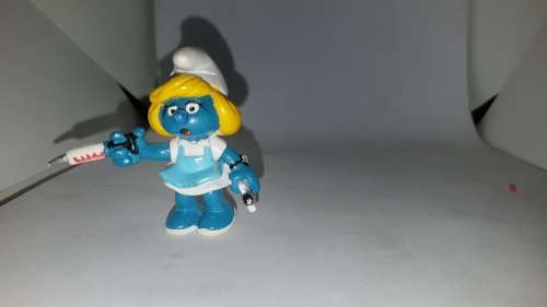 Smurfs Nurse Smurfette 20139 Smurf Doctor Vintage Figure PVC 1981 Toy Figurine