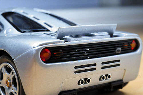 Maisto - 1993 Mclaren F1 Special Edition 1:18