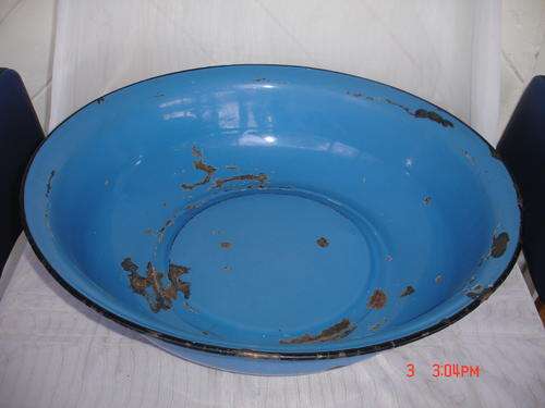 Enamel Basin XXL IN SIZE (RARE)
