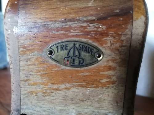 WOODEN TRE SPADE COFFEE GRINDER