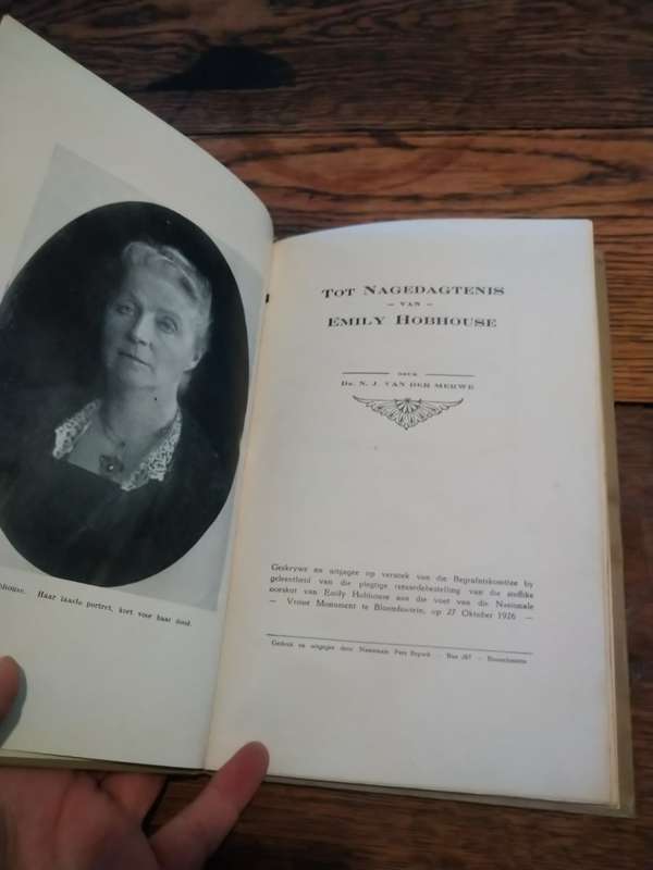 TOT NAGEDAGTENIS VAN EMILY HOBHOUSE - Dr NJ Van Der Merwe